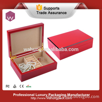 Strong Chinese red edge with black Wooden gift box
